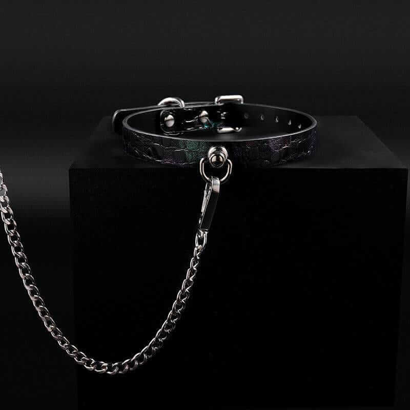 Obsidian Nocturne - Embossed Leather BDSM Collar with Chain Leash