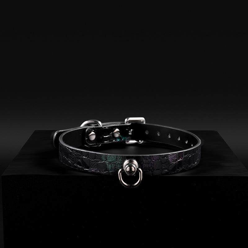 Obsidian Nocturne - Embossed Leather BDSM Collar with Chain Leash