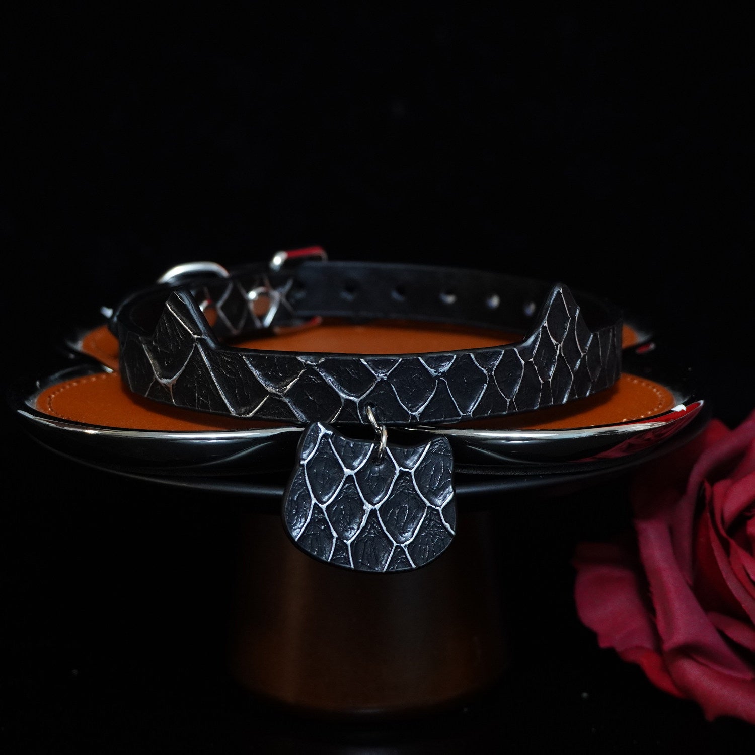 Obsidian Serpent - Kitten Play Snakeskin Textured Leather Collar and Leash